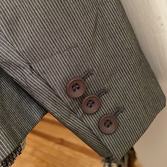 Attention Thin Pin Striped Blazer - Picture 6 of 14